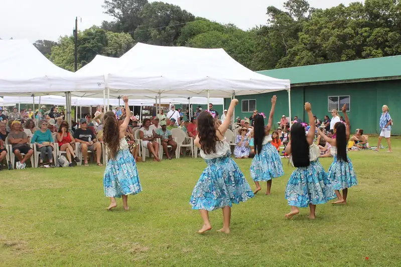 Hula in Maui: Unveiling the Dance & Where to Experience It